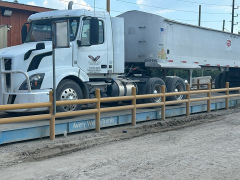 acc_american_crushed_concrete_on_site_scale_truck